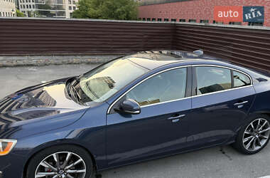 Седан Volvo S60 2014 в 