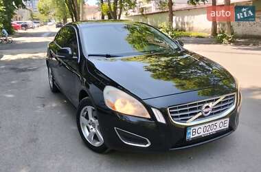 Седан Volvo S60 2011 в Дрогобыче