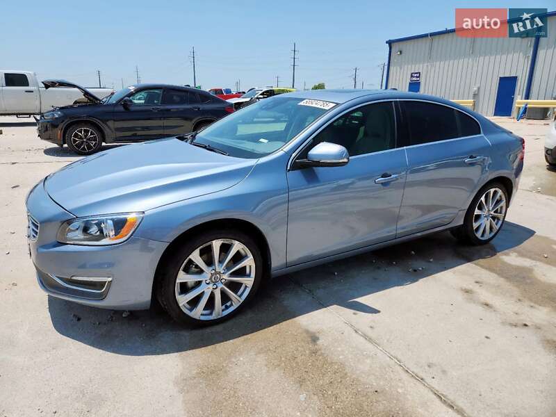 Седан Volvo S60 2018 в 