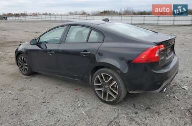 Седан Volvo S60 2017 в 