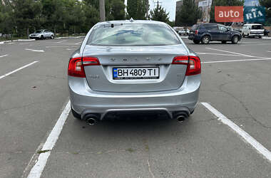 Седан Volvo S60 2017 в 