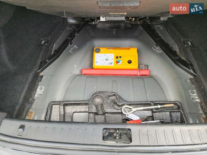 Седан Volvo S60 2012 в Львове