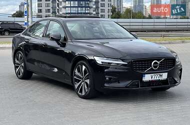 Седан Volvo S60 2021 в 