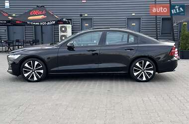 Седан Volvo S60 2021 в 