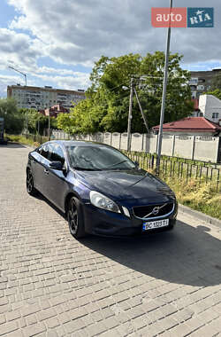 Седан Volvo S60 2012 в Львове