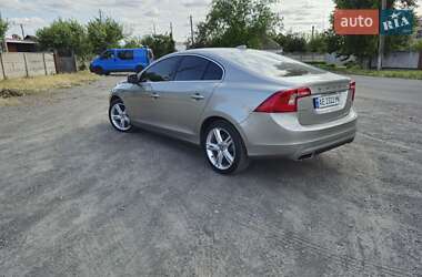 Седан Volvo S60 2016 в 