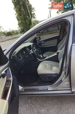 Седан Volvo S60 2016 в 