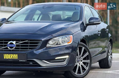Седан Volvo S60 2014 в 