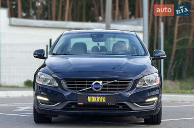 Седан Volvo S60 2014 в 