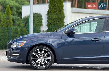 Седан Volvo S60 2014 в 