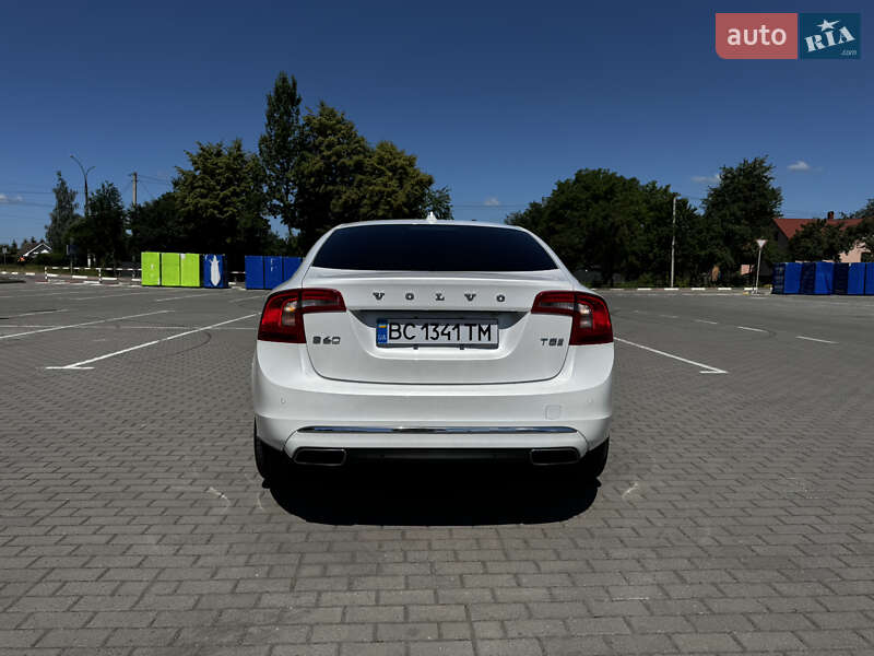 Седан Volvo S60 2016 в Коломиї