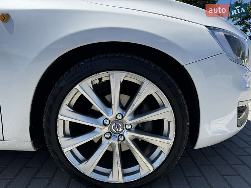 Седан Volvo S60 2016 в Коломиї