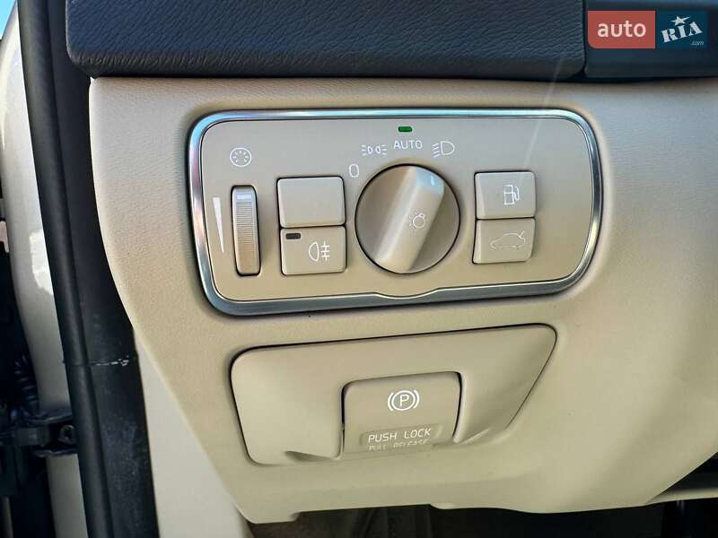 Седан Volvo S60 2013 в Луцке
