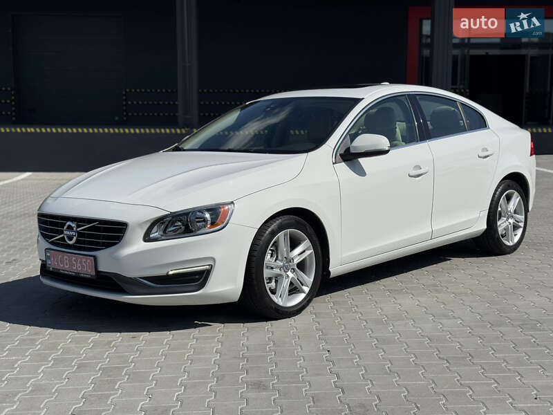 Седан Volvo S60 2013 в 