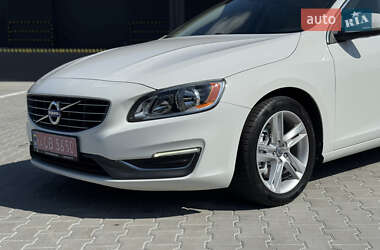 Седан Volvo S60 2013 в 