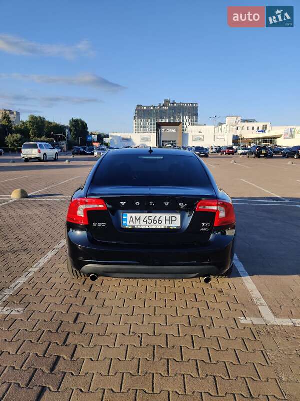 Седан Volvo S60 2011 в Житомире