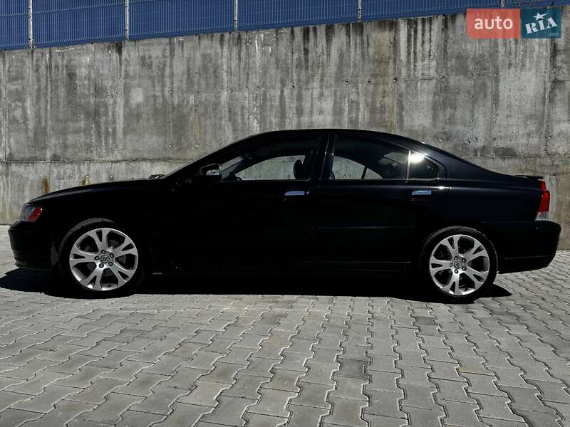 Седан Volvo S60 2008 в Львове