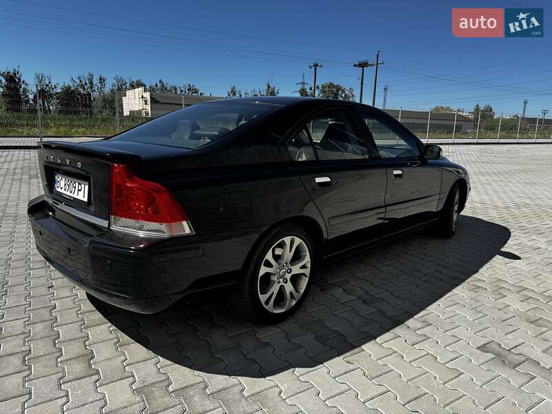 Седан Volvo S60 2008 в Львове