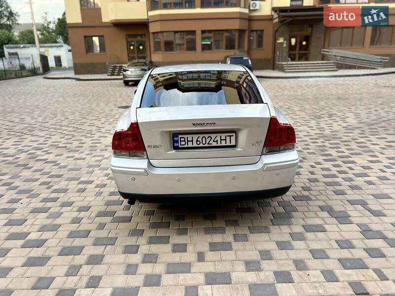 Седан Volvo S60 2006 в Измаиле