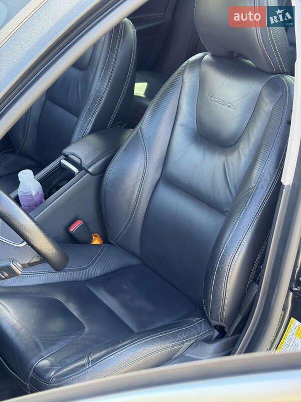 Седан Volvo S60 2011 в Киеве