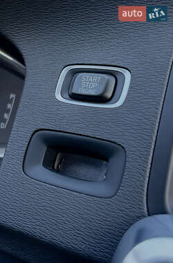Седан Volvo S60 2011 в 