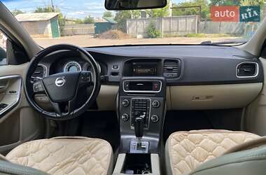 Седан Volvo S60 2011 в 