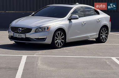 Седан Volvo S60 2014 в 