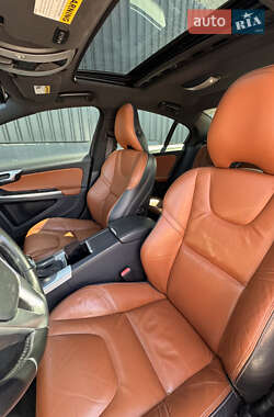 Седан Volvo S60 2014 в 