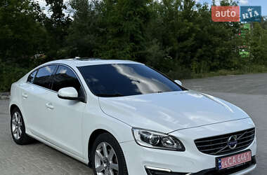Седан Volvo S60 2017 в 