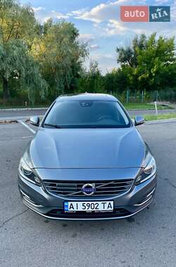 Седан Volvo S60 2016 в 