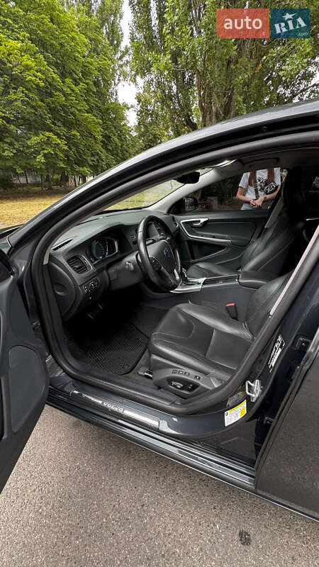 Седан Volvo S60 2014 в Києві