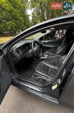Седан Volvo S60 2014 в 