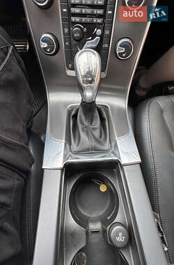 Седан Volvo S60 2014 в 