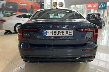 Седан Volvo S60 2024 в 