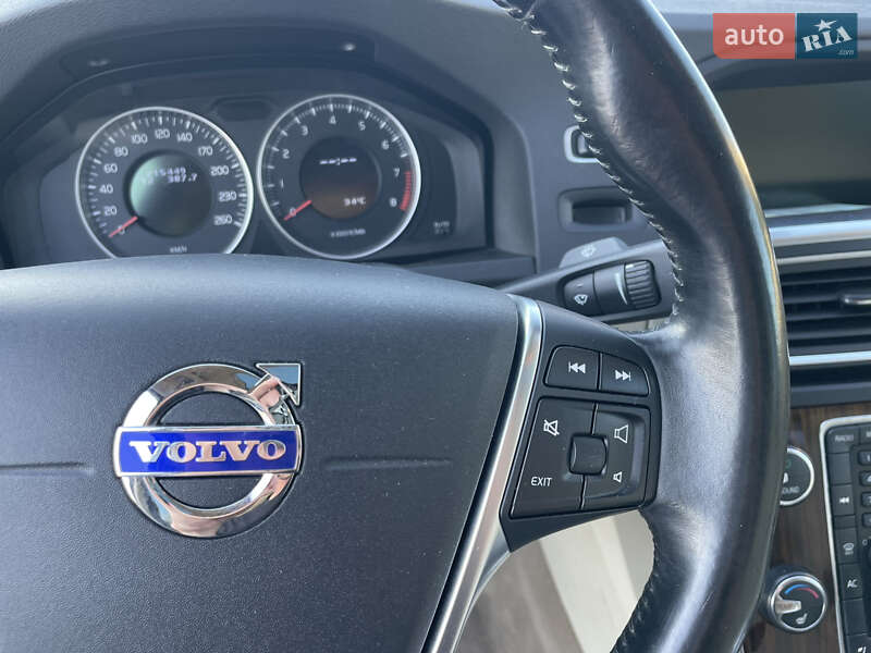 Седан Volvo S60 2011 в Львове