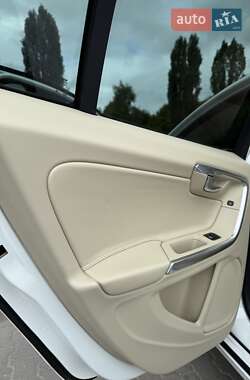 Седан Volvo S60 2014 в 