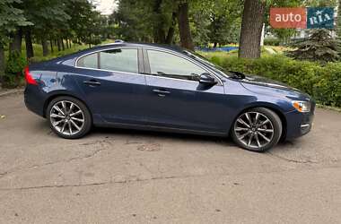 Седан Volvo S60 2014 в 