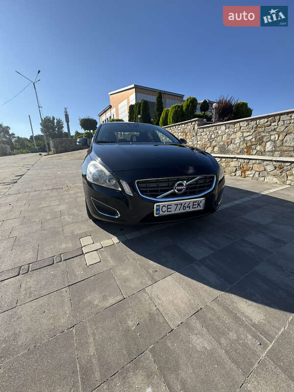 Седан Volvo S60 2012 в Сокирянах