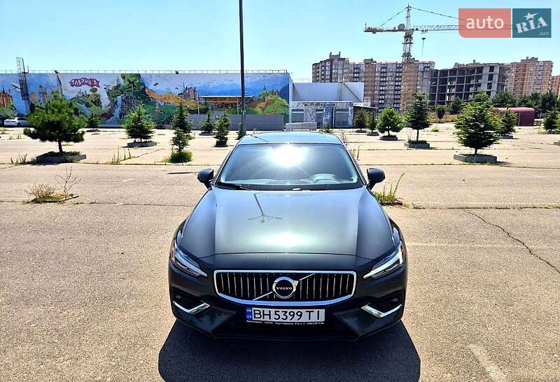 Седан Volvo S60 2020 в Одессе