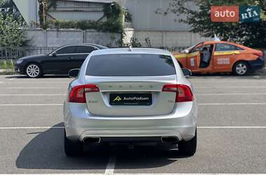 Седан Volvo S60 2014 в 