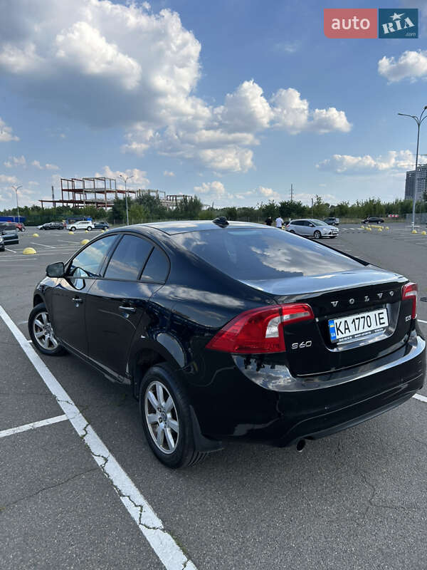 Седан Volvo S60 2013 в Киеве фото 2 Седан Volvo S60 2013 в Киеве