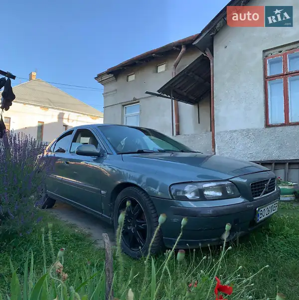 Volvo S60