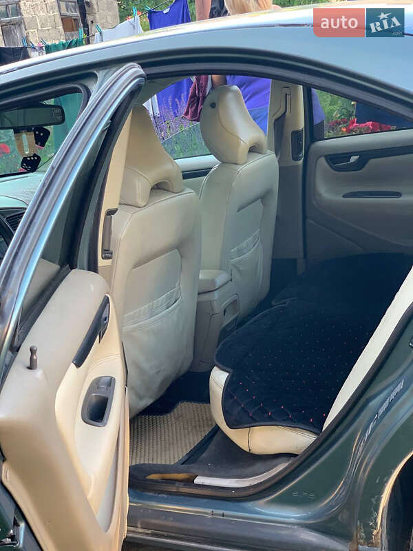Седан Volvo S60 2001 в Золочеве фото 10 Седан Volvo S60 2001 в Золочеве