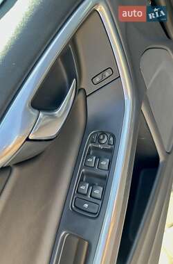 Седан Volvo S60 2014 в 