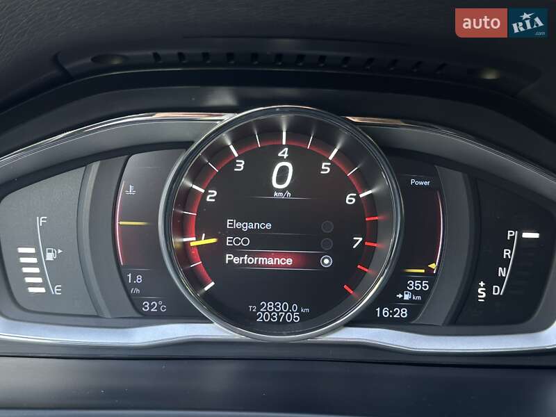 Седан Volvo S60 2014 в Тернополе