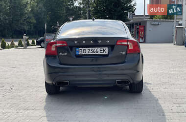 Седан Volvo S60 2016 в 