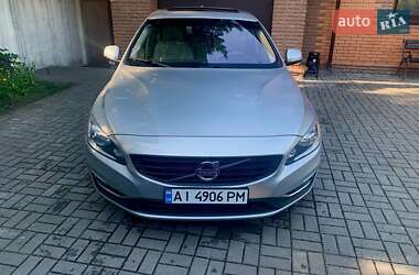 Седан Volvo S60 2014 в 