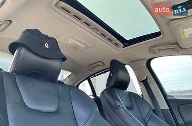 Седан Volvo S60 2015 в 