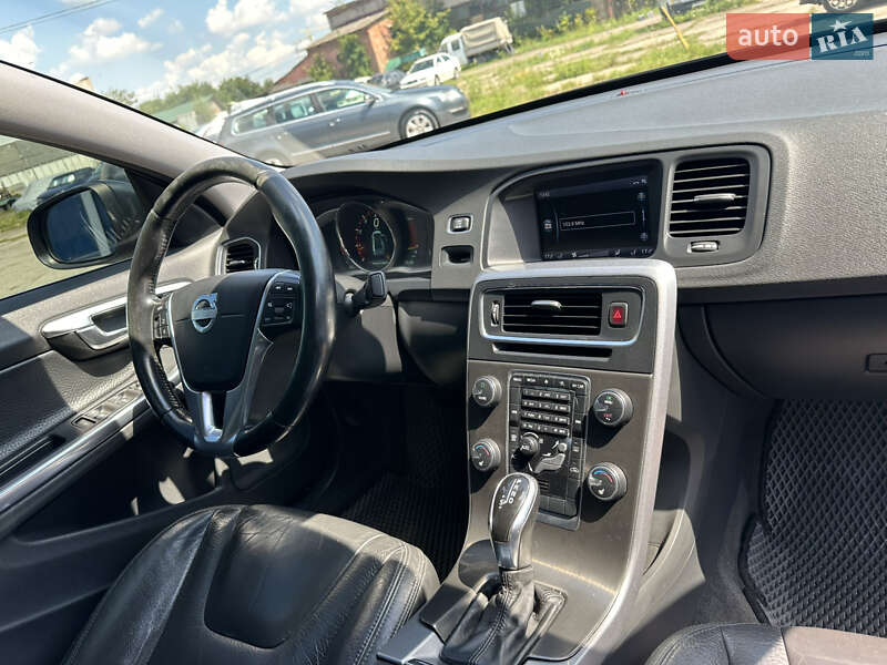 Седан Volvo S60 2013 в Нежине