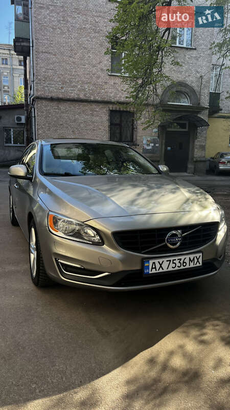 Volvo S60 2014